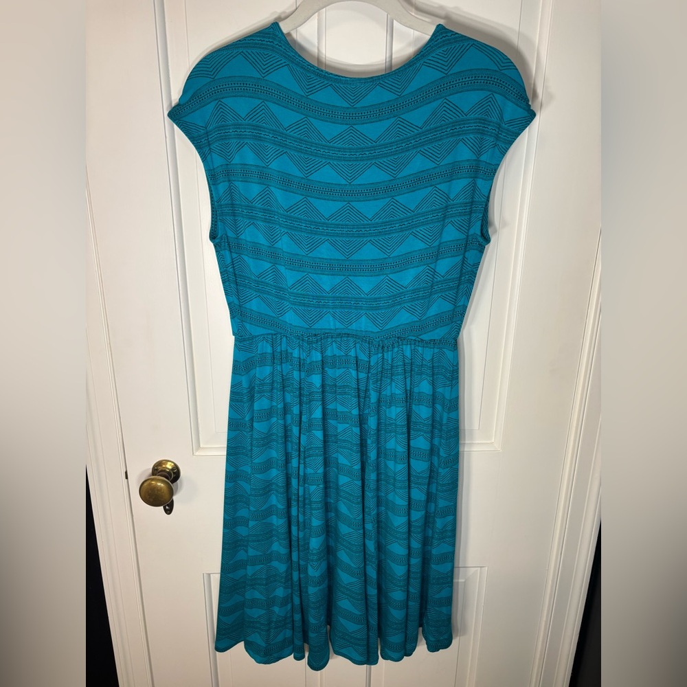 Torrid 00 Women’s Teal Turquoise Black Geometric Chevron Midi Dress - Picture 4 of 13